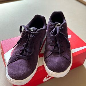 Dark purple Nike suede tennis shoes